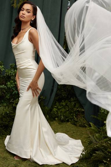 matrimoni esso House of CB velo di tulle morbido ultra lungo bianco leone X44T1145