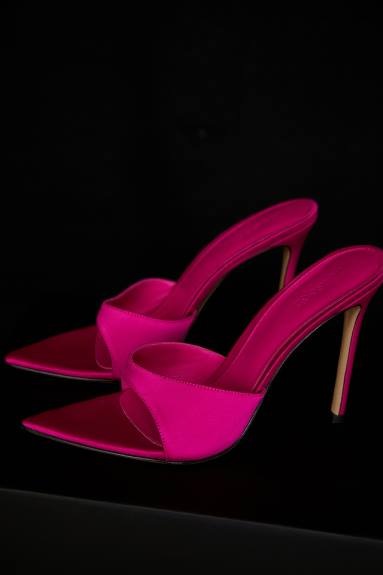 scarpe esso House of CB bellissimi zoccoli rosa a punta con tacco alto X44T1073