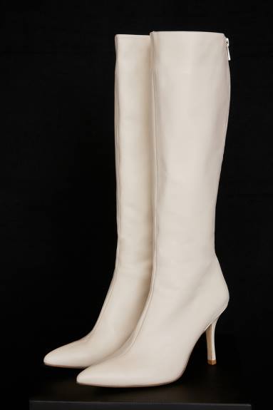 scarpe esso House of CB stivali alti al ginocchio in pelle color crema royale X44T1072