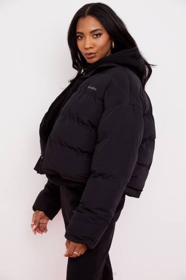 vestiario esso House of CB Piumino oversize a forma di C di Hero Ink X44T1049