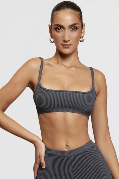 vestiario esso House of CB bralette in maglia a coste grigio scuro mischa X44T703