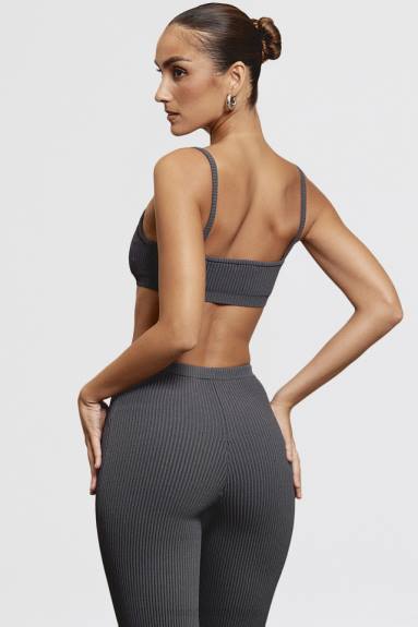 vestiario esso House of CB bralette in maglia a coste grigio scuro mischa X44T703