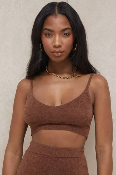 vestiario esso House of CB Top corto in maglia soffice color cioccolato Lorna X44T778