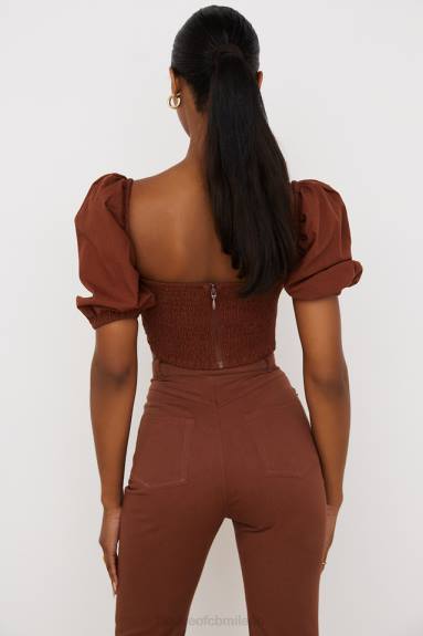 vestiario esso House of CB Top corto lavanna con maniche a sbuffo color cacao X44T748