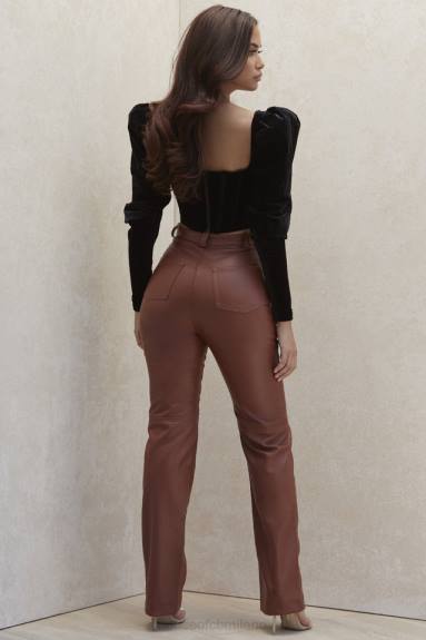 vestiario esso House of CB pantaloni in pelle vegana elasticizzata marrone chiaro Inaya X44T1011