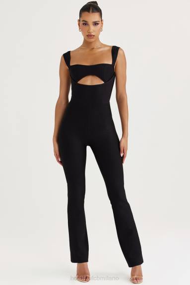 vestiario esso House of CB tuta nera con bende di Yasmeen X44T933