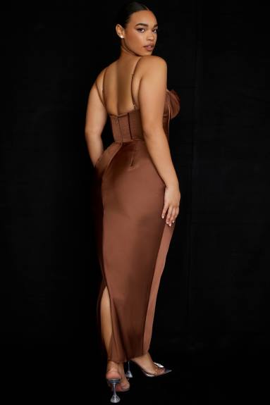 vestiario esso House of CB Abito lungo con corsetto color cioccolato charmaine X44T514