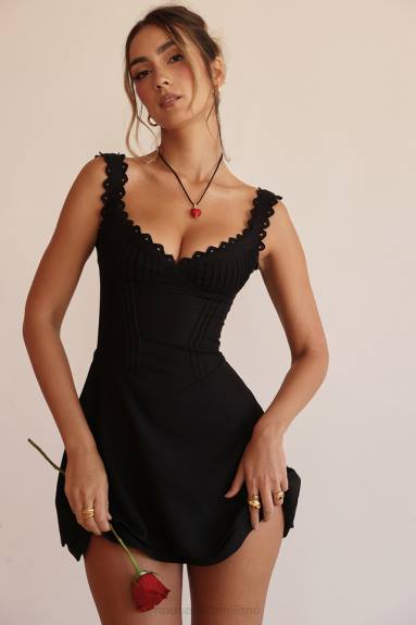 vestiario esso House of CB Miniabito Tilly nero con pin tuck X44T231