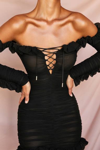 vestiario esso House of CB abito stringato tatyana nero con volant X44T633