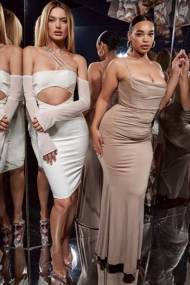 vestiario esso House of CB Loulou abito midi ritagliato in raso avorio X44T519