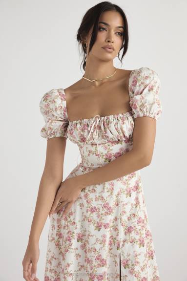 vestiario esso House of CB Prendisole midi con maniche a sbuffo e stampa di rose Tallulah X44T427